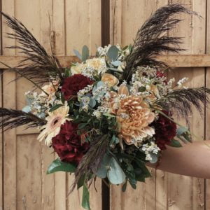 Charlotte bouquet de fleurs rural fleuriste à Neuville-sur-Saône