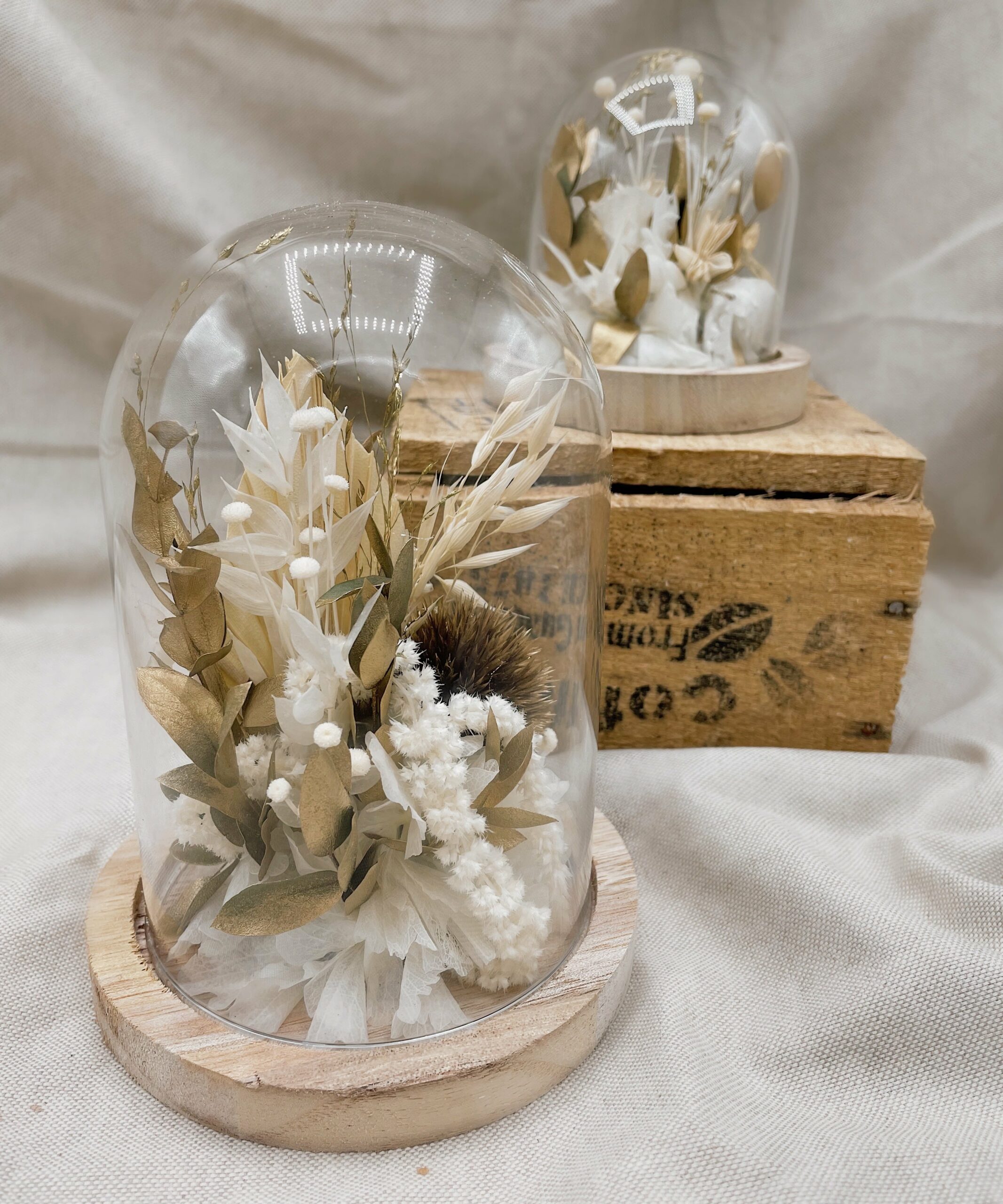 cloche fleurs séchées blanche er dorée