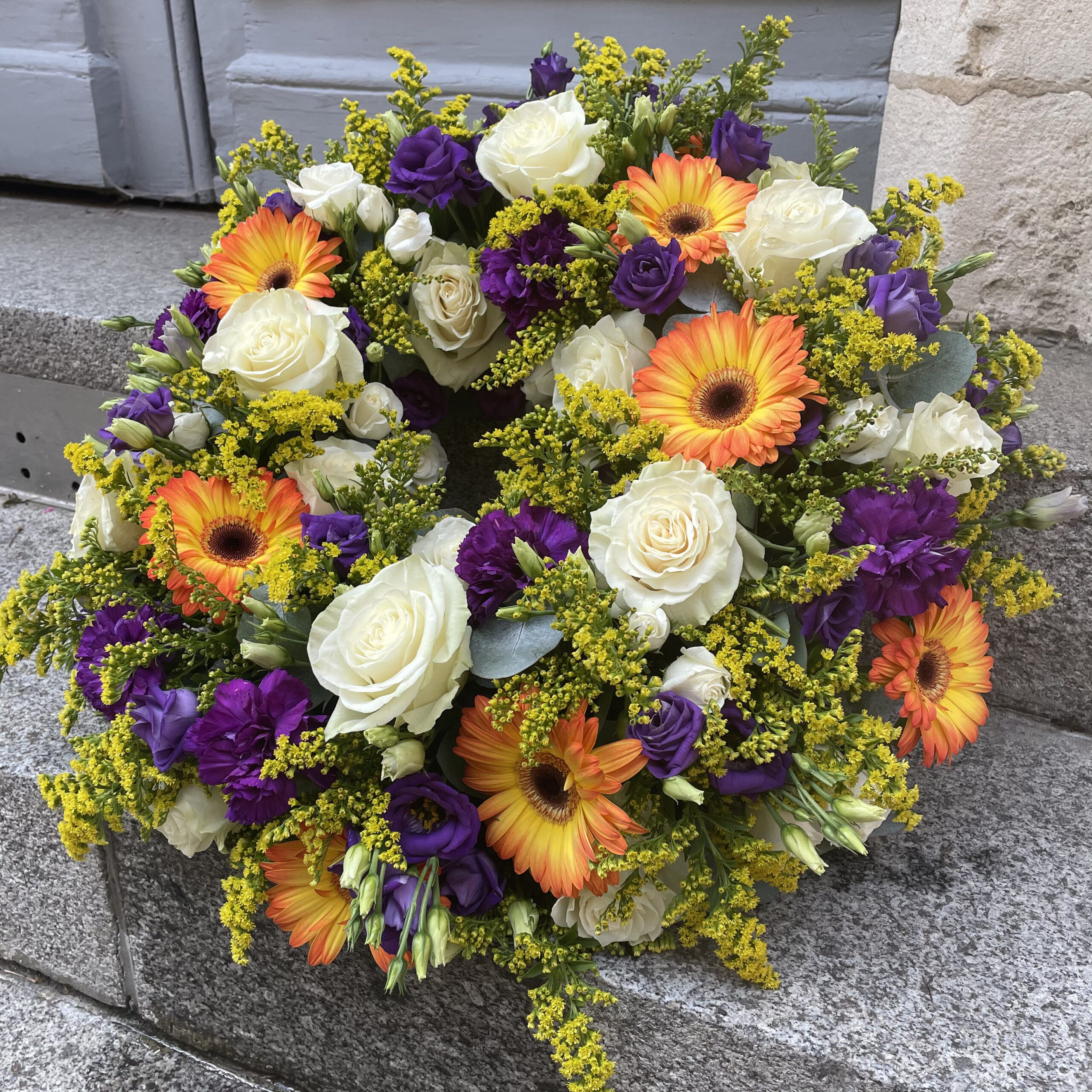 couronne de fleurs pour enterrement