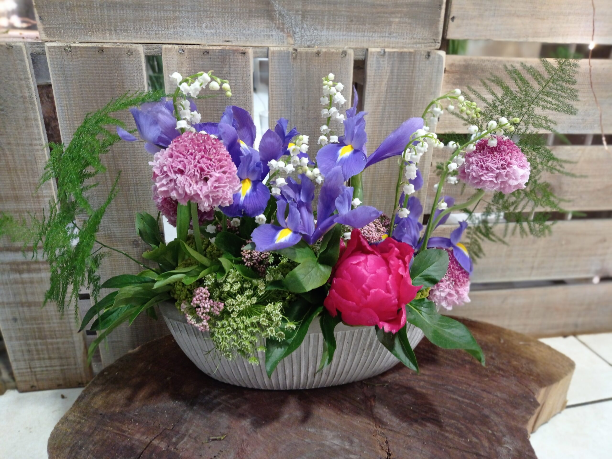 fleuriste neuville sur saone belle composition muguet