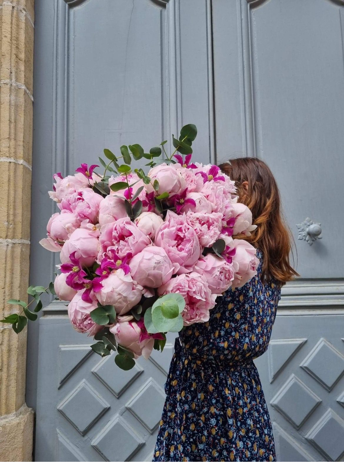 bouquet Anna pivoine livraison fleuriste trévoux